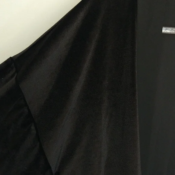 Ann Taylor Black Velvet Kimono - Picture 11 of 16